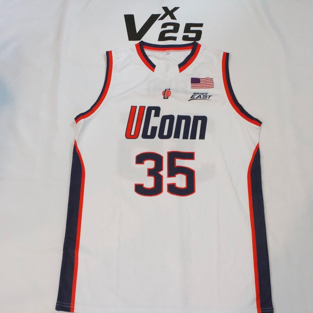 NEW Men's UConn Huskies Azzi Fudd White Away Jersey Size Medium